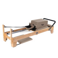 Hochwertiges Studio Verwenden Sie klassische Body Shaping Langlebige Holz Reformer Bett Pilates Reformer Maschine für Pilates & Yoga Studio