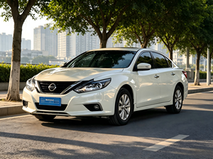 รถเก๋งนิสสันเทียน่า ปี 2016 เครื่องยนต์ 2.0 ลิตร เกียร์ CVT ไมล์น้อย 5 ที่นั่ง น้ำมันเบนซิน รถครอบครัว ส่งออก - Product Image 1