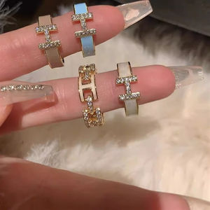 H-Buchstabe Emaille Vergoldeter Offener Zirkon-Ring im INS-Stil – Französisches Nischen-Design, Großhandel Kupfer-Schmuck für Damen-Partys - Product Image 1