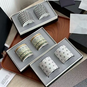 Luxury Irregular Lines Relax and Enjoy Aromatherapy Scented Soy Wax <b>Candle</b> for Gift Environmentally Friendly - Product Image 2