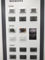 Prise murale 1 gang double pôle multi-usages à bouton-poussoir basculant en verre, aluminium et acier inoxydable, IP20, pour économie d'énergie domestique