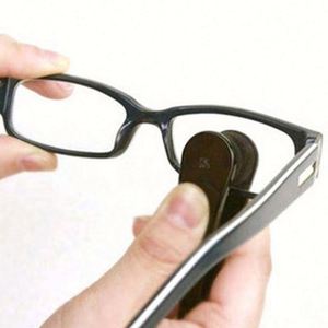 Paquete de Toallitas Limpiadoras de Microfibra para Gafas, Lentes de Sol y Anteojos - Product Image 4