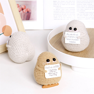 Patata <span class=keywords><strong>de</strong></span> Ganchillo con Tarjetas <span class=keywords><strong>de</strong></span> Afirmaciones, Soporte Emocional <span class=keywords><strong>de</strong></span> Ganchillo, Regalos <span class=keywords><strong>de</strong></span> Energía Positiva para Mujeres y Amigas, Regalo <span class=keywords><strong>de</strong></span> Broma <span class=keywords><strong>de</strong></span> Navidad - Product Image 2