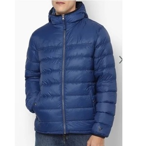 Veste matelassée en nylon de haute qualité pour homme, chaude, coupe-vent, pour l'hiver, vêtement décontracté, disponible à la vente - Product Image 1