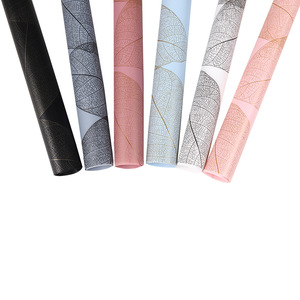 Style coréen 60*60cm Film Plastique Étanche Fleurs <span class=keywords><strong>Feuille</strong></span> de Papier D'emballage avec le Modèle De <span class=keywords><strong>Feuille</strong></span> D'impression - Product Image 4