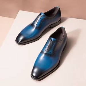 Chaussures de mariage pour hommes en cuir véritable DSYX XY0208-41, légères, respirantes, en cuir de vachette sculpté, style vintage, vente en gros - Product Image 3