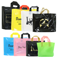 Sacs d'emballage réutilisables de haute qualité en plastique, sacs de courses pour vêtements, sacs à valve pratiques pour vêtements et fourrures, logos personnalisables, vente chaude