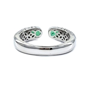 Bague de mariage unisexe en or blanc massif 18 carats de haute qualité, sertie d'émeraudes taillées en éclats, fabrication de qualité supérieure - Product Image 2