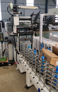 Machine à plastifier d'emballage de <span class=keywords><strong>profil</strong></span> en <span class=keywords><strong>PVC</strong></span> de cadre de porte en bois de MDF en bois Machine d'emballage de <span class=keywords><strong>profil</strong></span> thermofusible de revêtement de film de <span class=keywords><strong>PVC</strong></span> PUR - Product Image 2