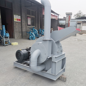 Broyeur et concasseur de bois, équipement de traitement des branches d'arbres et des bûches, alimenté au diesel ou par prise de force (PTO) - Product Image 3