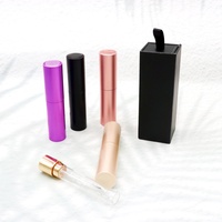 Atomiseur de parfum de voyage rechargeable portable personnalisé de 8ml 10ml Atomiseur de pulvérisateur de parfum de poche en aluminium vide torsadé