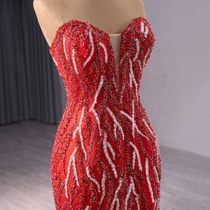 Robe de mariée sirène de luxe en dentelle perlée, rouge, pour bal de promo, avec corsage perlé en tulle, longueur ras du sol Rsm241050 - Product Image 5