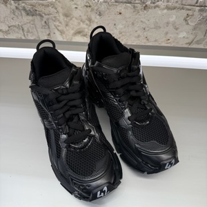 Nouvelles Chaussures de Sport Décontractées de Luxe 2026 pour Hommes et Femmes, en Cuir Véritable, à Lacets, avec LED, Personnalisables, Qualité Supérieure - Product Image 3