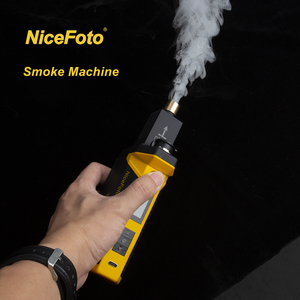 NiceFoto Fog 101 Portable Sans Fil De Poche Mini Brouillard Machine À Fumée Avec Télécommande Pour La <span class=keywords><strong>Photographie</strong></span> De <span class=keywords><strong>Film</strong></span> - Product Image 1