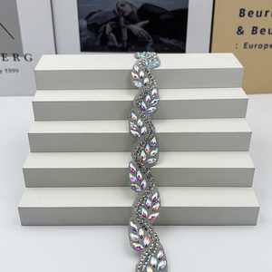 XLQ4050 Nouveauté 2026 Garnitures décoratives en strass de cristal thermocollantes pour robes <span class=keywords><strong>Samba</strong></span> et sacs de vêtements Trinidad - Product Image 5