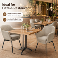 Chaise de salle à manger texturée en osier avec table en bois et base croisée, idéale pour les acheteurs de cafés, restaurants, bistrots, hôtels et clubs