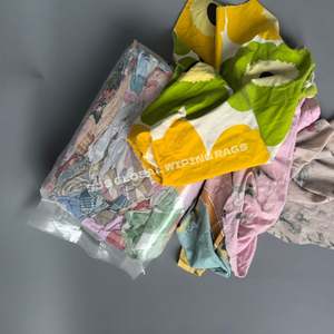 Trapos de Algodón de Alto Rendimiento Reciclados, en Formato de Láminas de Colores, 50 lb por Bolsa, para Limpieza - Product Image 1