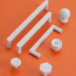 制造商实心黄铜白色橱柜门拉手家具厨房抽屉拉手旋钮 - Product Image 1