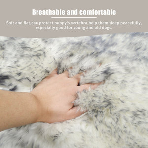 Alfombra de Lana Natural para Mascotas - Cálida y Transpirable, para Perros y Gatos, Funda Lavable a Máquina para Jaula, Sofá, Todas las Estaciones - Product Image 6