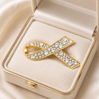 Épinglette en émail personnalisée de qualité supérieure, en or, entièrement ornée de strass, accessoire de mode de luxe, souvenir, fabricant