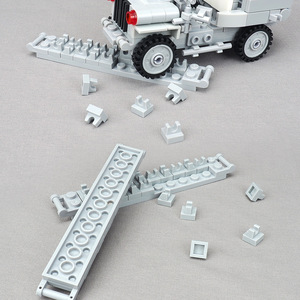 Bloques de Construcción con Ruedas y Púas, Escena de Bloques de Construcción, Modelo de Interceptación de Coches de Velocidad, Escena de Equipamiento, Juguete de Ensamblaje de Partículas Pequeñas - Product Image 5