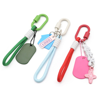 Porte-clés en caoutchouc avec logo personnalisé, accessoires pour sacs d'étudiants, cordon tressé court, porte-clés DIY mignon anti-perte