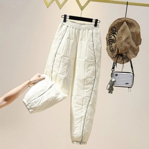 Women's Winter Lightweight Down Cotton Pants Warm Tapered Leg Lantern Pants Black White Casual Pants Micro Elasticity - Product Image 2