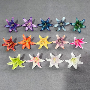 เครื่องประดับผมดอกลิลลี่ขนาดใหญ่แบบ DIY ทำจากพลาสติกและผ้า สำหรับงานแต่งงาน ถ่ายภาพ และตกแต่ง - Product Image 2