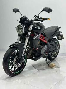 <span class=keywords><strong>Moto</strong></span> de rue Benelli BN302 Naked 300cc avec moteur bicylindre en ligne et son d'échappement riche – Motos à essence - Product Image 2