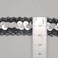 Garniture en dentelle de bordure de paillettes au crochet de haute qualité garniture colorée métallique pour vêtements