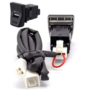 Chargeur USB simple QC3.0 pour voiture, compatible RAV4 et Wildlander ; Adaptateur de charge rapide OLIVER à fixation par clip pour emplacement d'origine