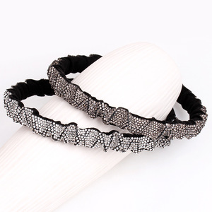 Diadema plisada con diamantes de imitación Hua Liyu para mujer, accesorio para el cabello elegante para el día a día, diseño de borde fino con dientes - Product Image 3