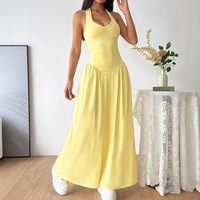 Robe midi moulante dos nu à col halter pour femme, idéale pour les vacances et les soirées en club