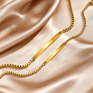 Joyería para Parejas, Pulsera de Tenis de Acero Inoxidable con Logotipo Personalizado, Bañada en Oro de 18K, Diseño Geométrico Moderno - Product Image 6
