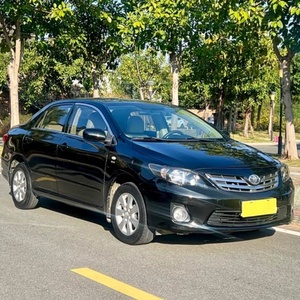 Toyota Corolla 1.6L Automatique <span class=keywords><strong>2013</strong></span> d'occasion à bas prix, conduite à gauche, intérieur sombre, pneus R15, sièges en cuir, berline en stock, Offre Spéciale - Product Image 2