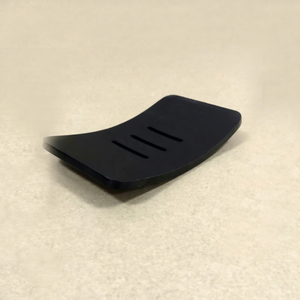 Jabonera de Acrílico Negra Personalizada con Ranuras de Drenaje, Moderna Jabonera de Plástico para Hotel y Hogar - Product Image 1