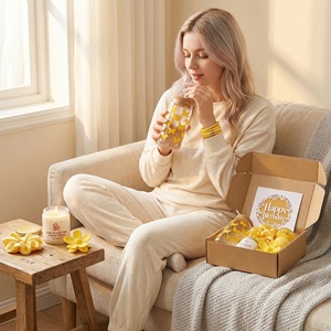 Set <span class=keywords><strong>Regalo</strong></span> Spa Lunaire con Bicchiere in Vetro a Farfalla Gialla, 7 Pezzi, Confezione <span class=keywords><strong>Regalo</strong></span> di Compleanno <span class=keywords><strong>per</strong></span> Donne, Regali Premurosi <span class=keywords><strong>per</strong></span> <span class=keywords><strong>Lei</strong></span> - Product Image 5