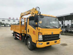 Camión HOWO 4x2 4x4 con Volante a la Derecha, Grúa Montada <span class=keywords><strong>de</strong></span> 2T con Caja Volquete, Vehículo <span class=keywords><strong>de</strong></span> Transferencia <span class=keywords><strong>de</strong></span> Postes Eléctricos, Ladrillos y Madera <span class=keywords><strong>de</strong></span> 5T, Precio <span class=keywords><strong>de</strong></span> Fábrica - Product Image 2