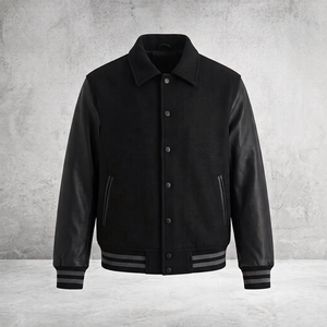 Veste varsity noire pour homme avec manches en cuir, coupe classique, col rabattu, fermeture boutonnée, style décontracté, vêtement d'automne - Product Image 1