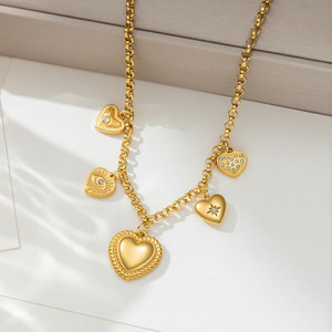 Collar <span class=keywords><strong>de</strong></span> Acero Inoxidable con Múltiples Corazones y Ojo <span class=keywords><strong>de</strong></span> Diablo, Estrella y Corazón con Pavé <span class=keywords><strong>de</strong></span> Circonitas, Chapado en Oro <span class=keywords><strong>de</strong></span> 18K, Joyería Nupcial Inalterable - Product Image 5