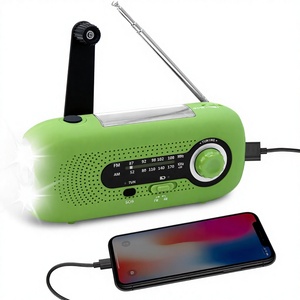 <span class=keywords><strong>Radio</strong></span> Solare di Emergenza con Manovella AM/FM, Batteria Ricaricabile 2000mAh, Ricarica per Cellulare, Torcia LED, Jack per Cuffie, Allarme SOS - Product Image 1