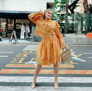 Camicetta Midi Casual con Maniche a Campana e Bordo in Pizzo e Gonna con Volant <span class=keywords><strong>Stile</strong></span> <span class=keywords><strong>Retrò</strong></span> Francese Autunno 2025 <span class=keywords><strong>Abbigliamento</strong></span> Donna - Product Image 1