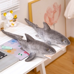 Peluche <span class=keywords><strong>de</strong></span> <span class=keywords><strong>requin</strong></span> d'animal marin <span class=keywords><strong>de</strong></span> simulation <span class=keywords><strong>de</strong></span> dessin animé avec rembourrage en coton PP, couleur grise, taille pour <span class=keywords><strong>les</strong></span> jeunes, 51 cm-99 cm - Product Image 2