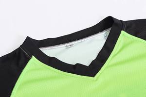 Camiseta de Ciclismo de Montaña MTB de Manga 3/4 con Diseño de Bloques de Color en Degradado, para Ciclismo de Montaña y Larga Distancia, con Logotipo del Equipo Personalizable - Product Image 5