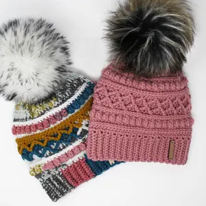 Chunky crochet fatto a mano modello toque capretti del cappello donna fatti a mano su ordinazione di pelliccia di inverno pom pom baggy beanie lavorato a maglia di lana crochet beanie