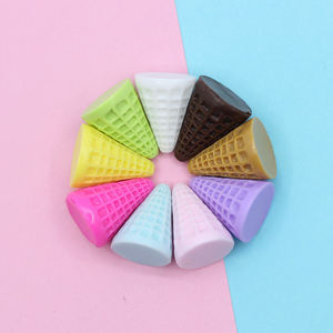 Miniatures de cornets de crème glacée colorés en résine à dos plat pour la fabrication de bijoux DIY, jouets de cuisine pour maison de poupée - Product Image 3