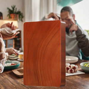 Tabla de Cortar de Madera de Hierro Roja, Antiagrietamiento y Antimoho, para Uso Doméstico, por faizacraft - Product Image 3