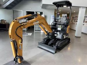 Mini-excavatrice d'occasion de haute qualité, modèle 2023 CX17C, 1,8 tonne, avec composants essentiels (moteur, pompe) à prix réduit - Product Image 2