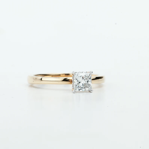 Anillo solitario de diamante CVD cultivado en laboratorio de 0.5 quilates, corte princesa, diamante creado en laboratorio, joyería ecológica para compromiso y cóctel. - Product Image 3