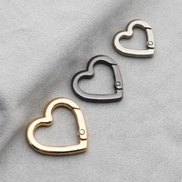 Cincin Karabiner Bentuk Hati dari Paduan Seng untuk Gantungan Kunci Tas Dompet DIY Berbagai Ukuran Gesper Cinta